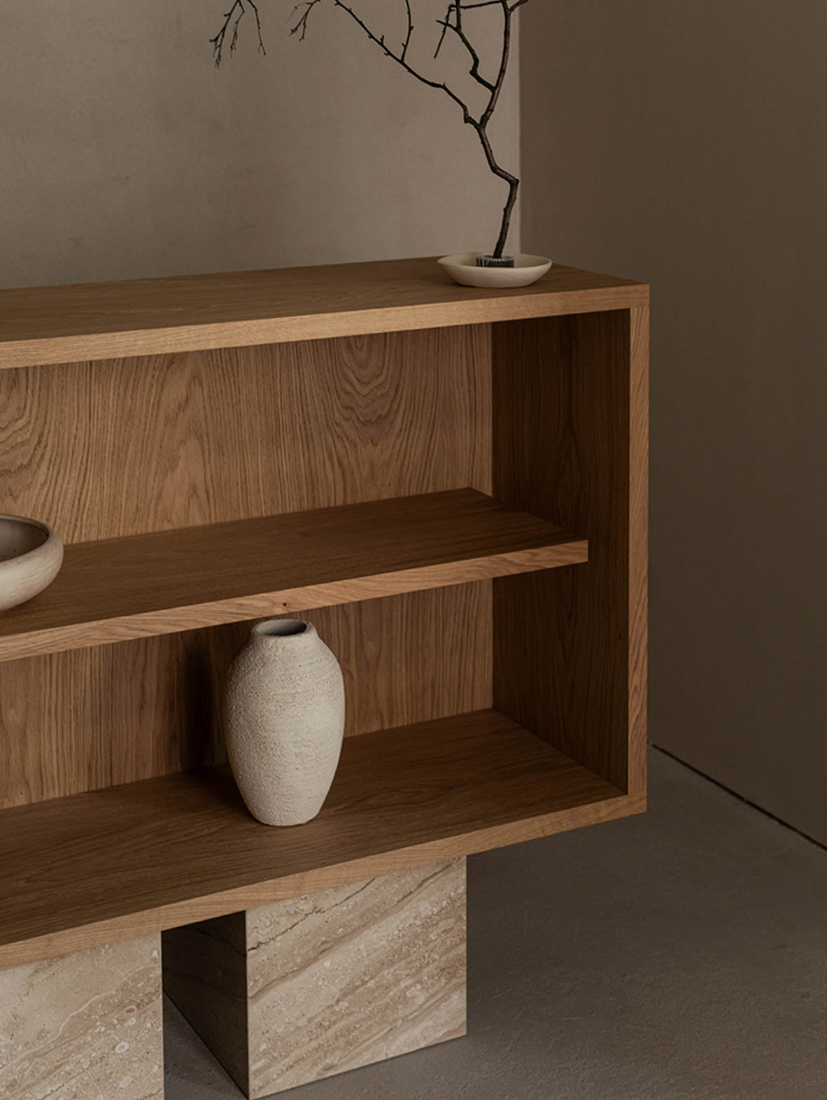 Drewniana komoda BLOCK Sideboard