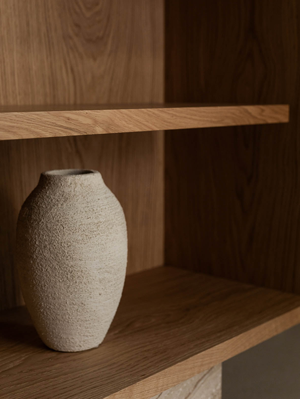 Drewniana komoda BLOCK Sideboard