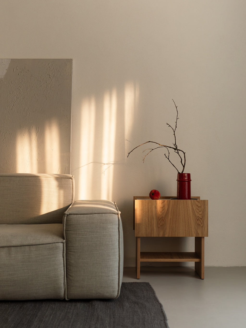 NOTO bedside table with drawer