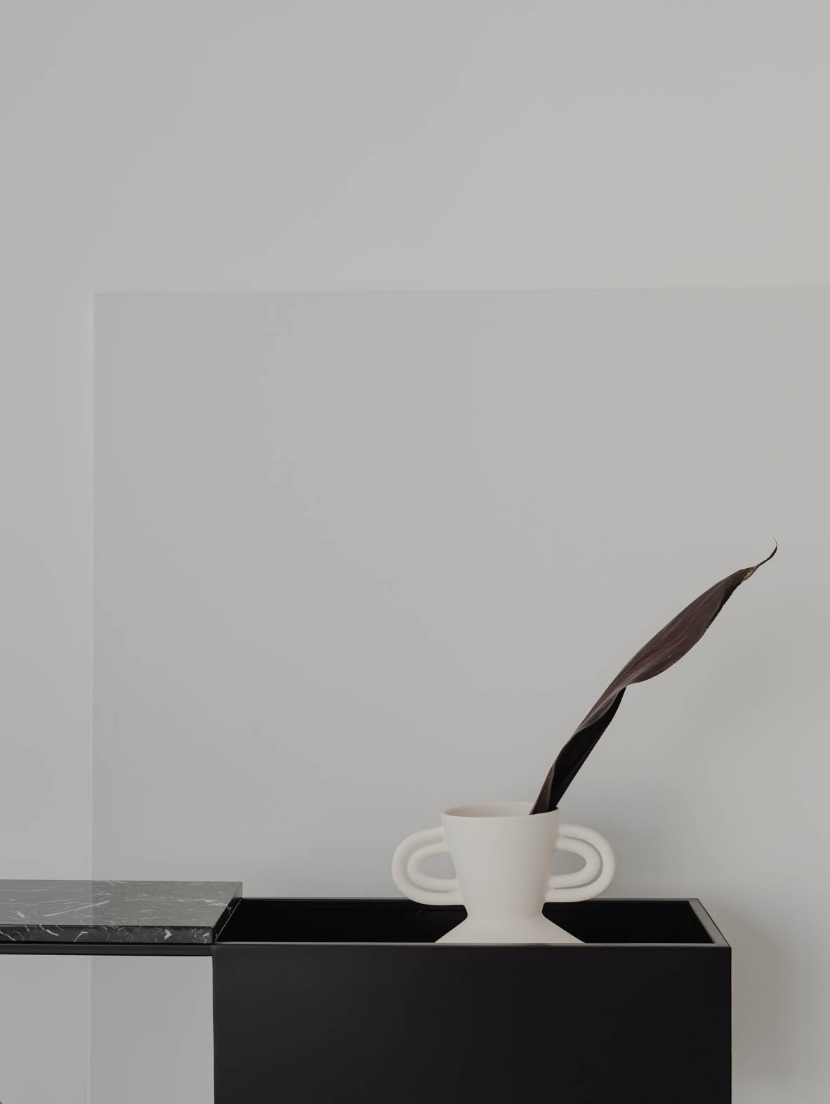 Konsola z kwietnikiem BOX MAXI