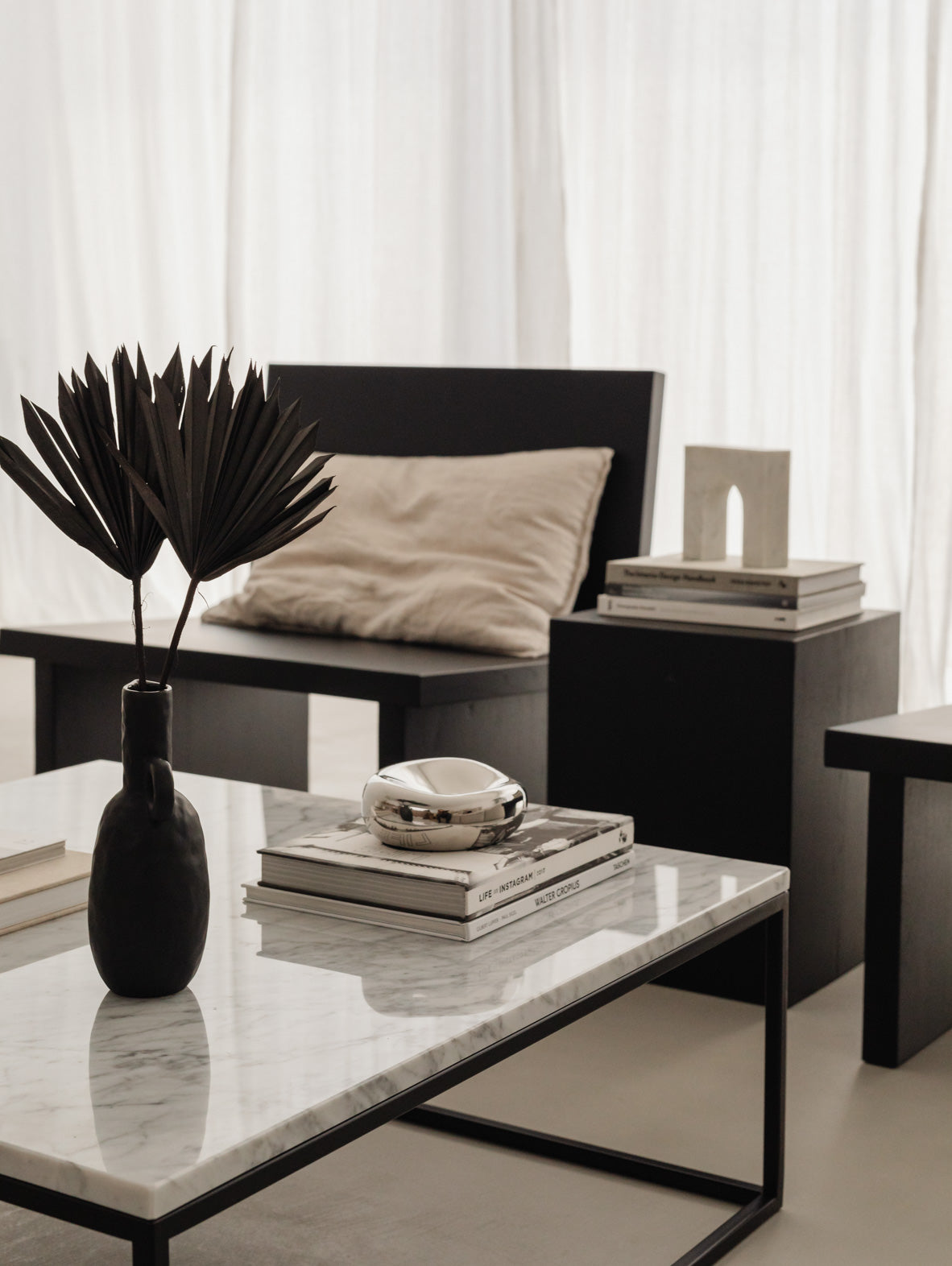 Stolik kawowy z marmurowym blatem DIONE