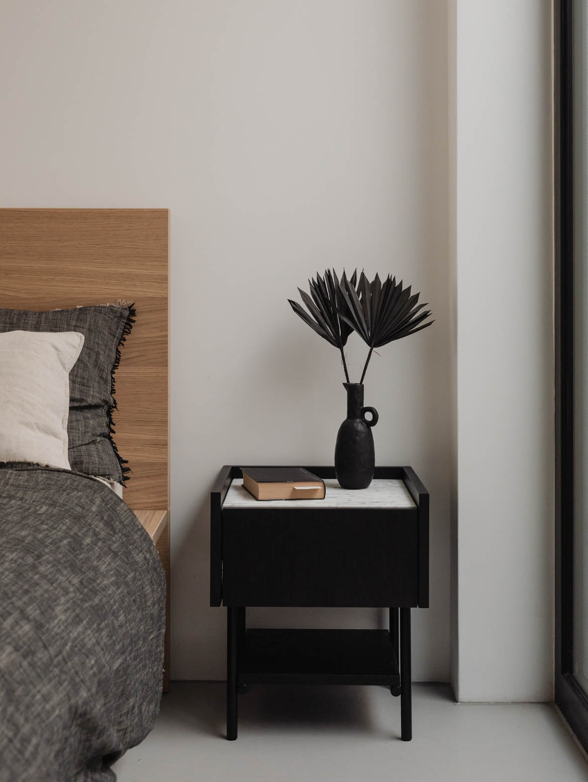 Stolik nocny z szufladą FORST Night stand