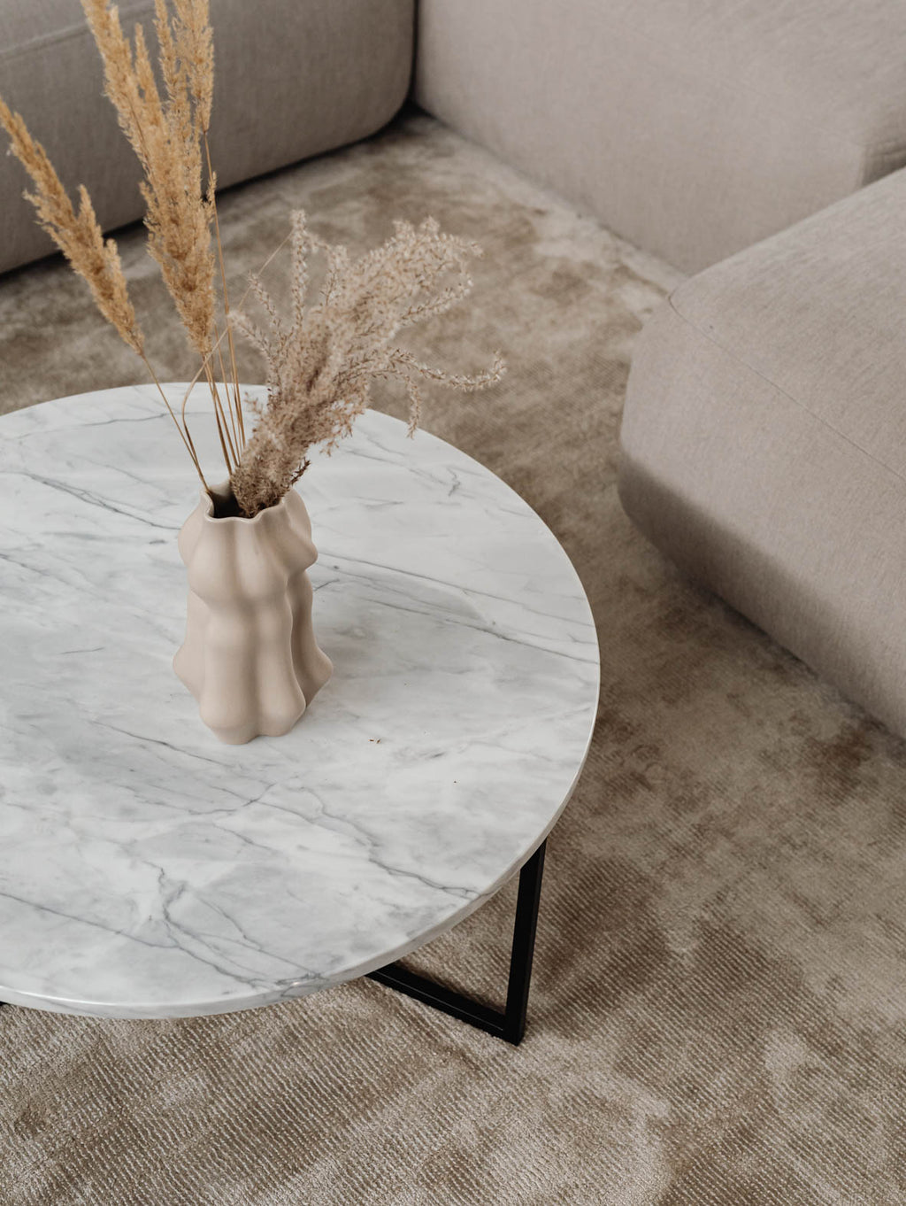 Stolik kawowy z marmurowym blatem OVAL